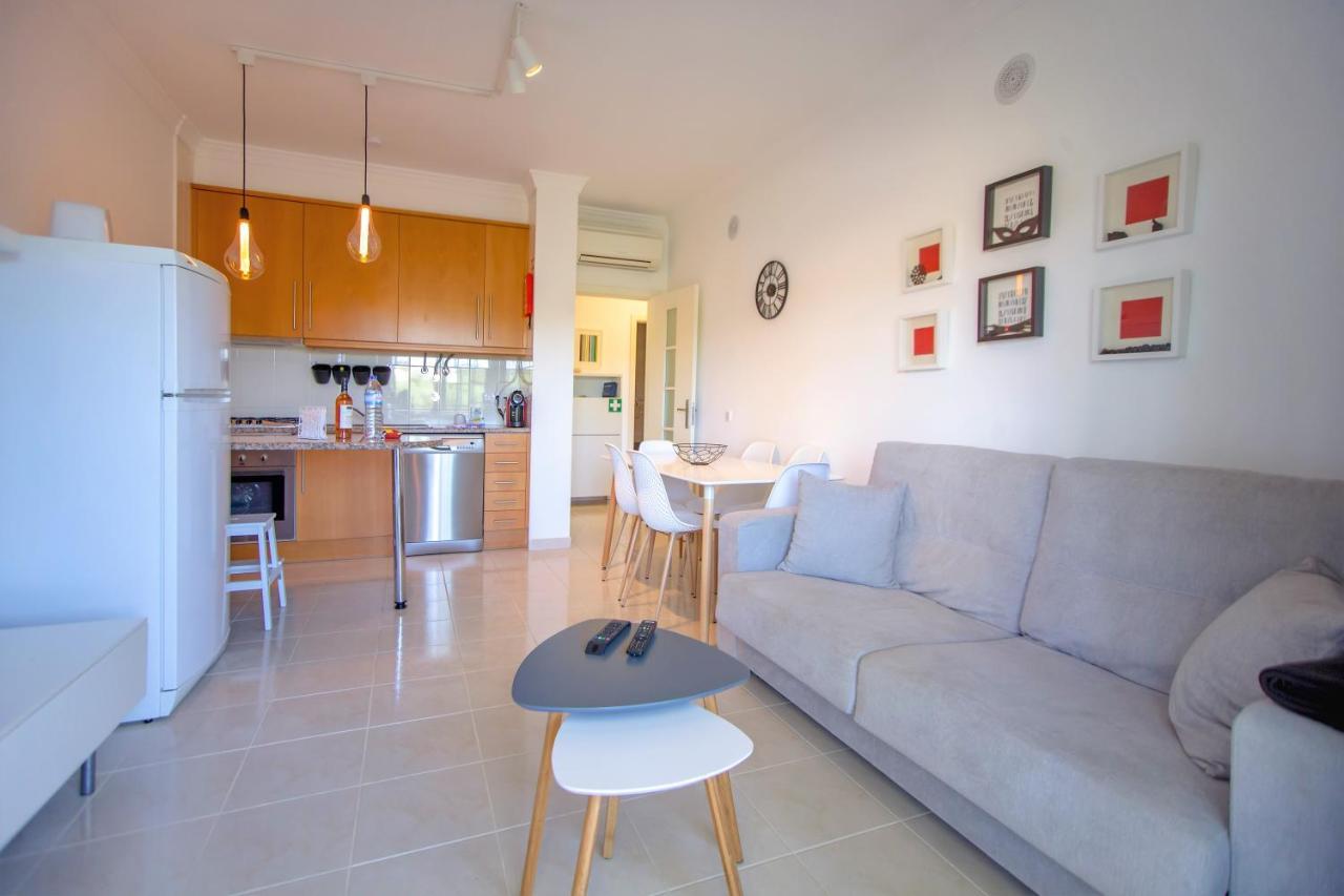 Alfeli-Ap Apartment Olhos de Agua  Luaran gambar