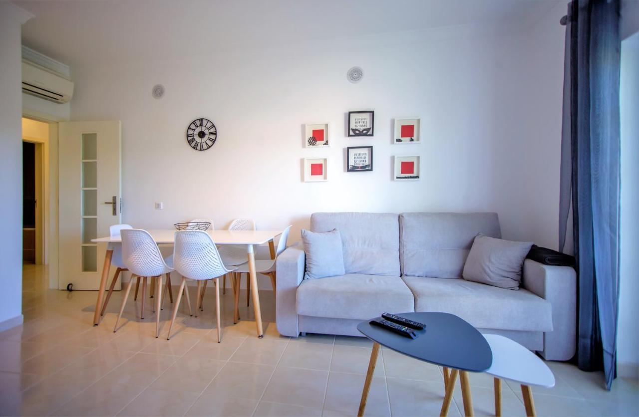 Alfeli-Ap Apartment Olhos de Agua  Luaran gambar