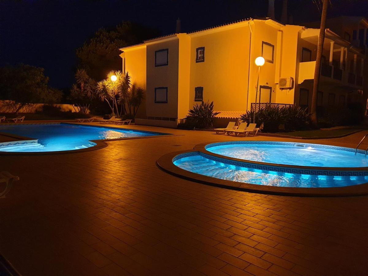 Alfeli-Ap Apartment Olhos de Agua  Luaran gambar